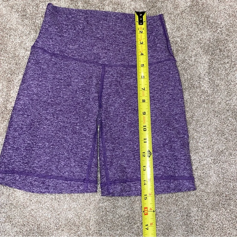 Aritzia TNA Action Cozy Fig Biker Shorts Size XS 7”‎ Purple
